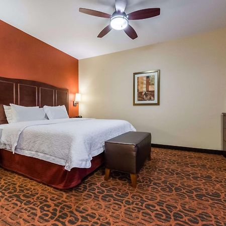 Hampton Inn & Suites Boulder North Экстерьер фото